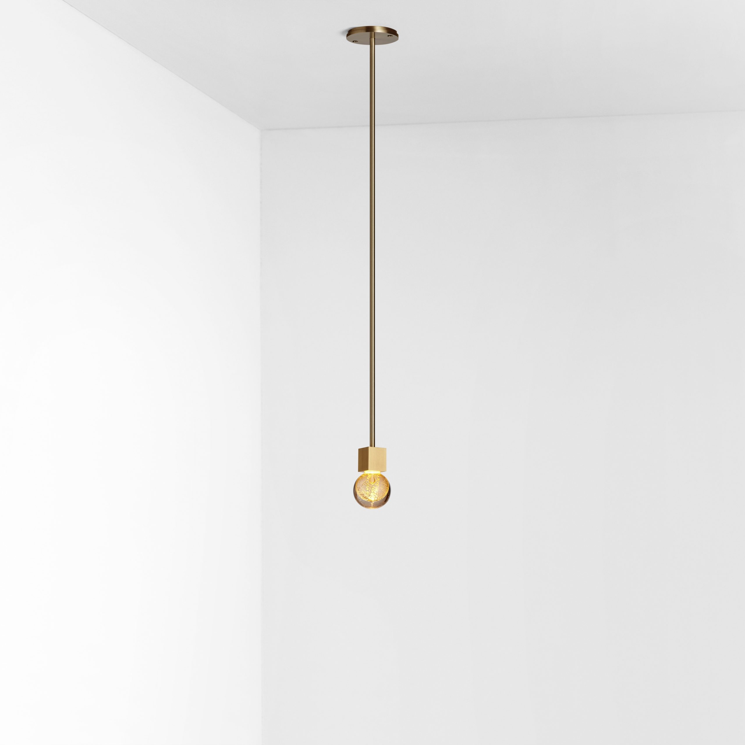 Articolo Oro Single Ball Pendant Brass with Gold Foil