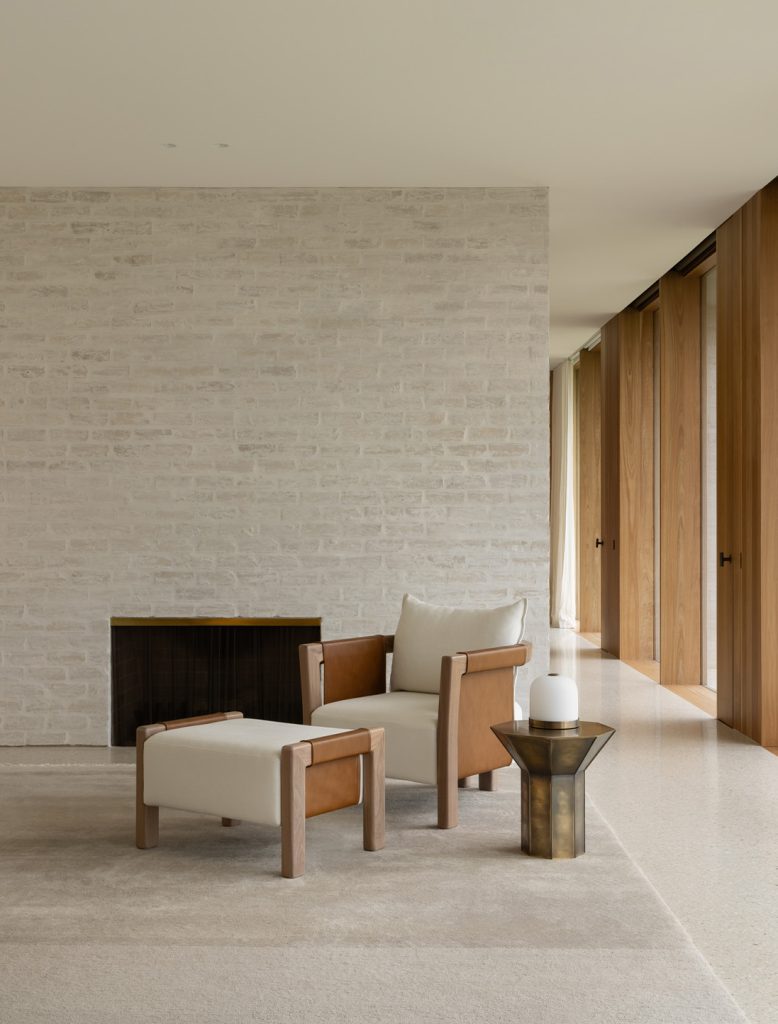 Articolo Studios Luxury Lighting and Furniture in Cpae Schanck Residence