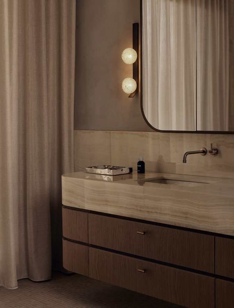 Articolo Studios Luxury Lighting Fzi Double Wall Sconce in Bathroom of West End Residence by Tomy Mark Henry