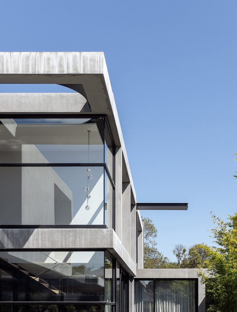 Articolo Studios Trilogy Vertical Pendant in Sussex House by McKimm