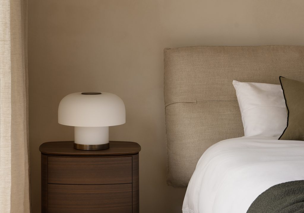 Articolo Studios Luxury Lighting Rolo Medium Table Lamp in Articolo Residence