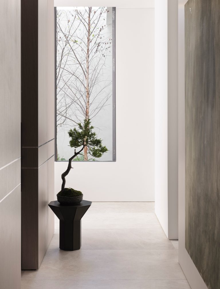 Articolo Studios Luxury Lighting Flare Tall Side Table