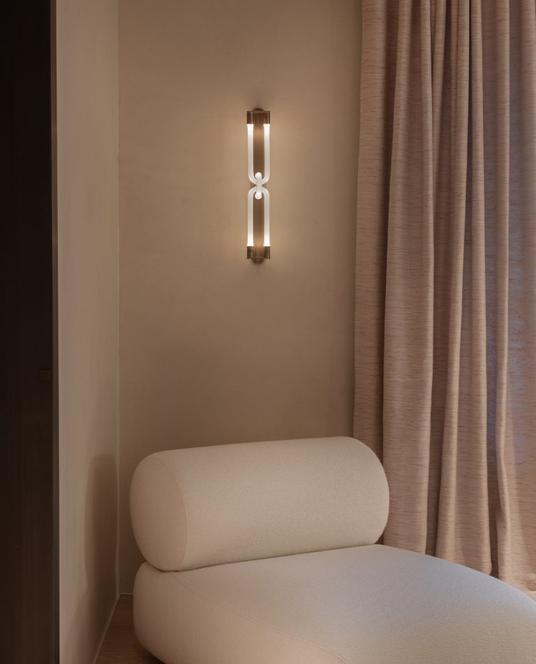 Articolo Studios Luxury Lighting Loopi double Wall Sconce in Hotel